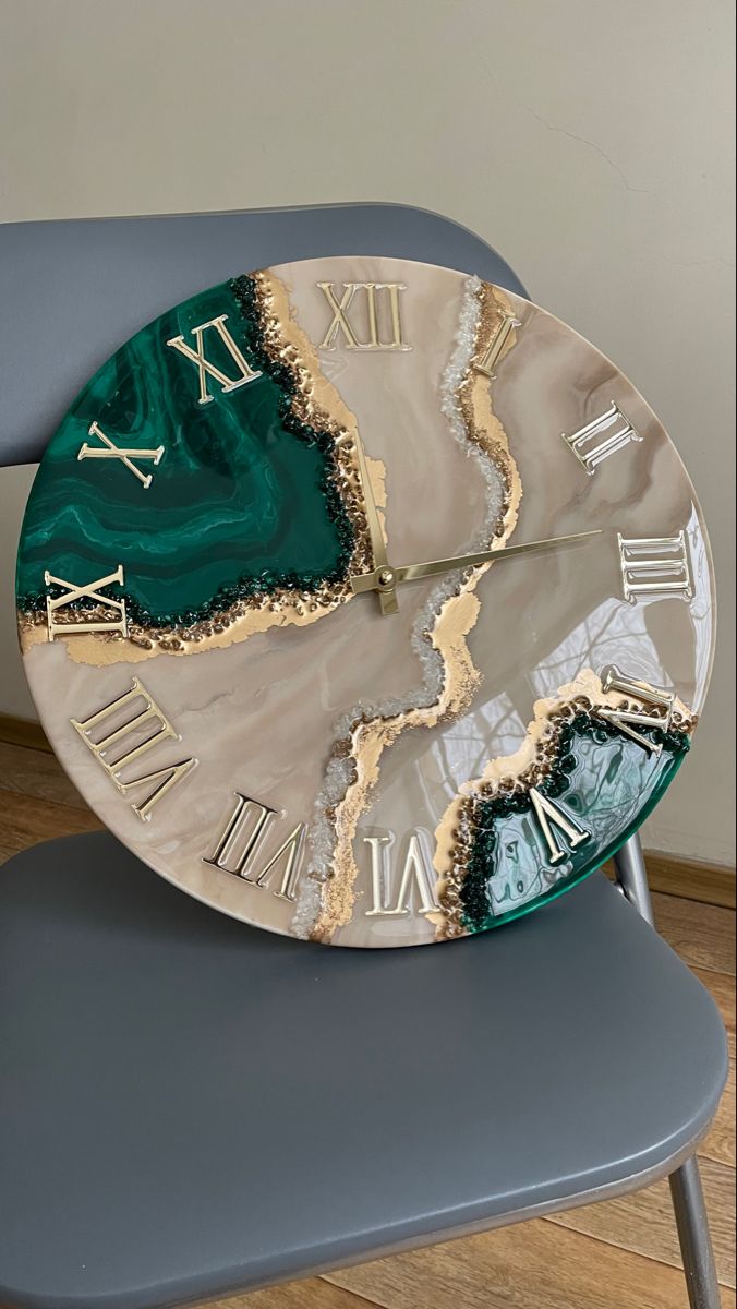 Resin clock